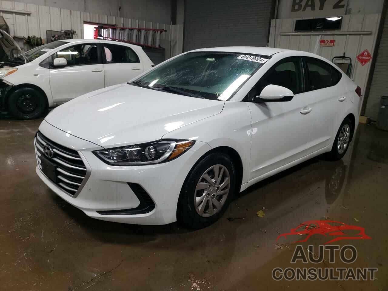 HYUNDAI ELANTRA 2018 - 5NPD74LF0JH393281