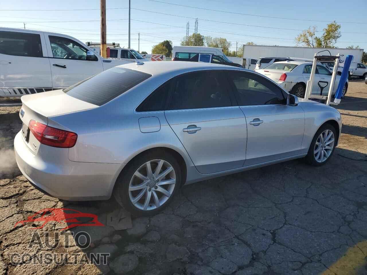 AUDI A4 2013 - WAUFFAFL6DN036894