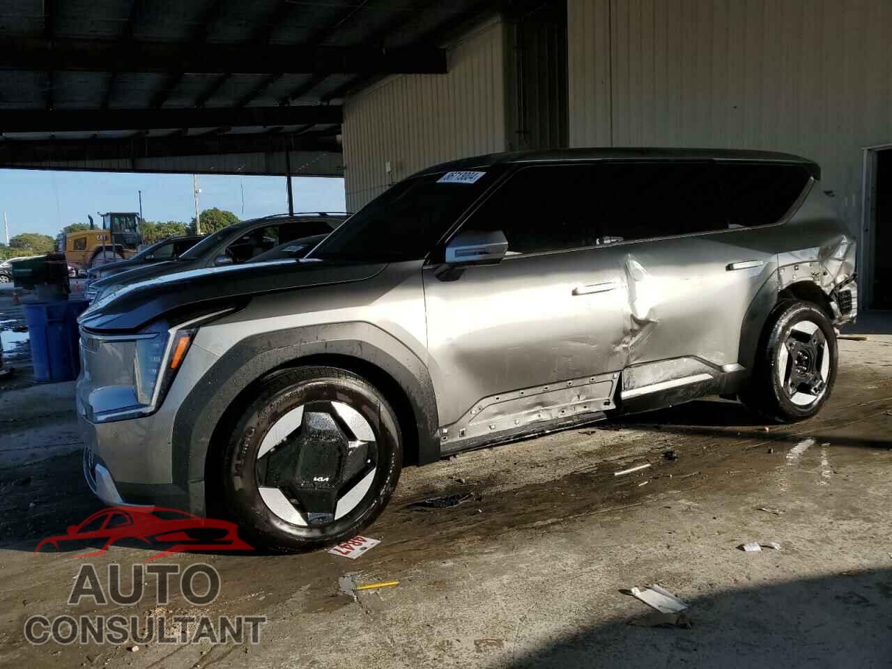 KIA EV9 LIGHT 2024 - KNDAB5S18R6020721