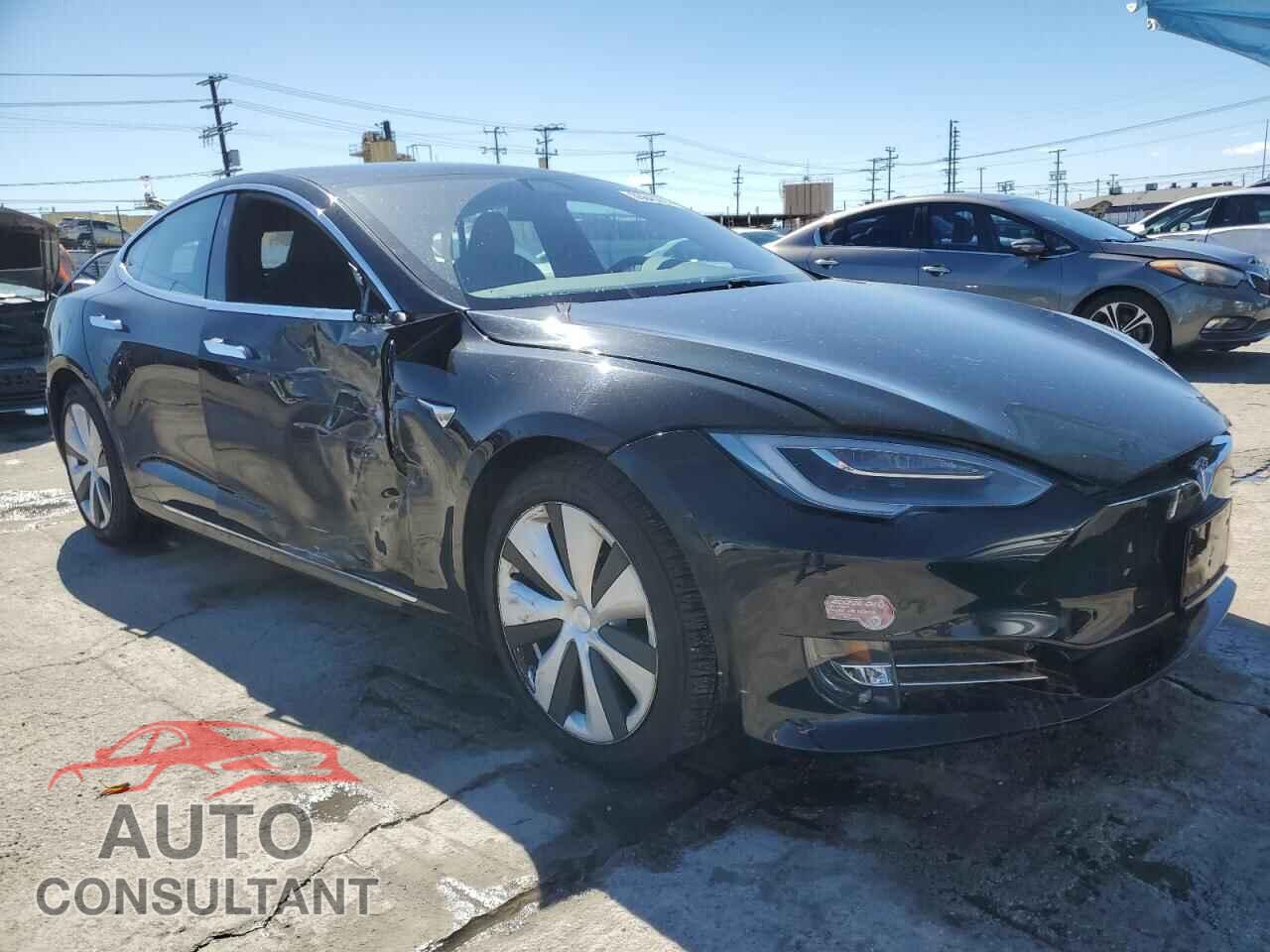 TESLA MODEL S 2020 - 5YJSA1E26LF399704