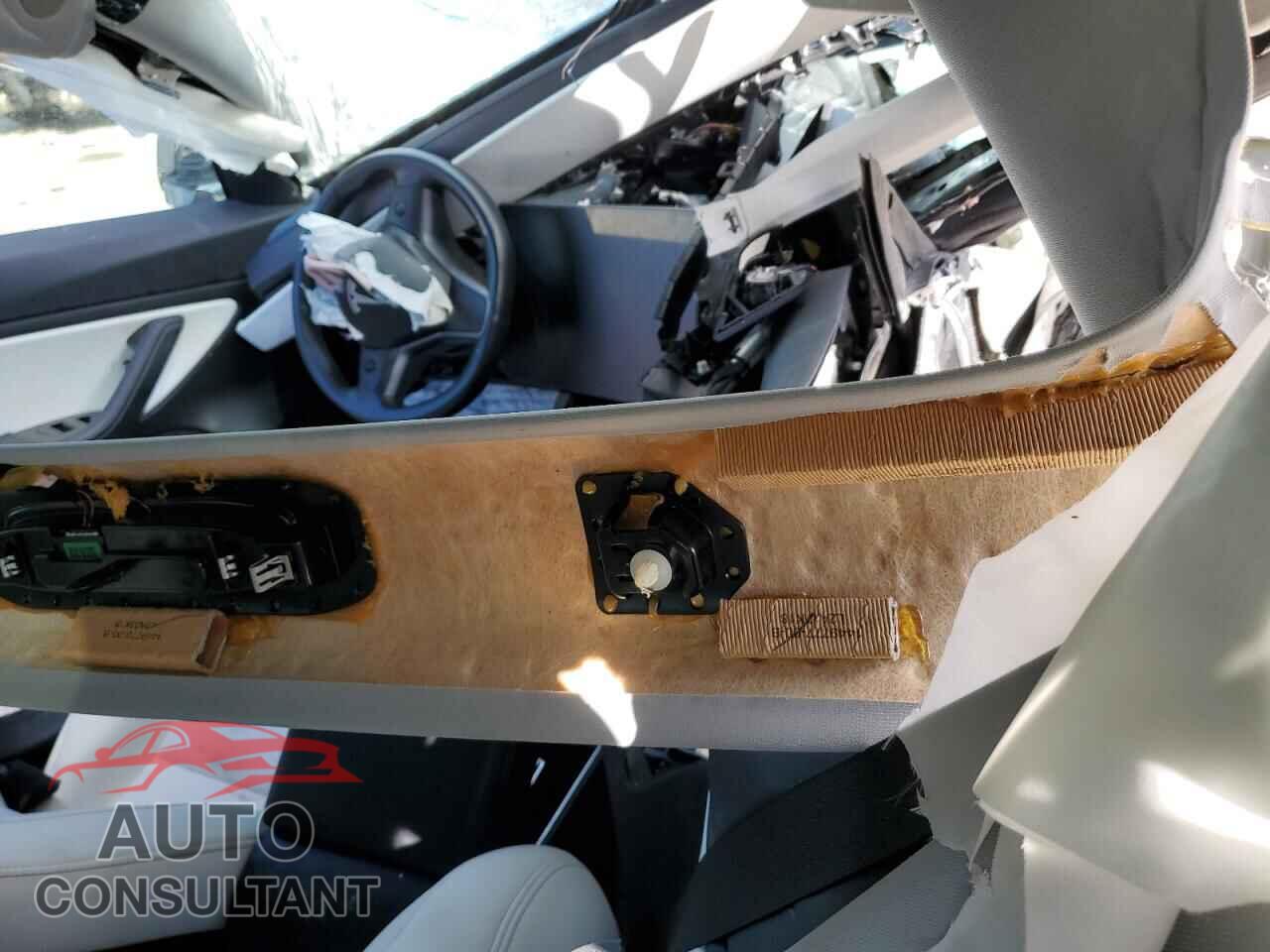TESLA MODEL 3 2018 - 5YJ3E1EA2JF155304