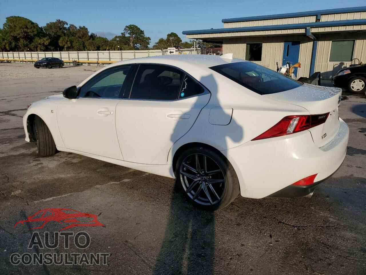 LEXUS IS 2014 - JTHBE1D20E5009334