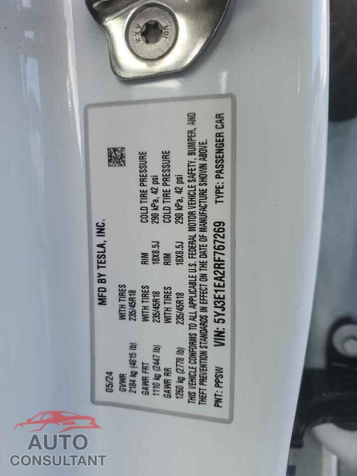 TESLA MODEL 3 2024 - 5YJ3E1EA2RF767269