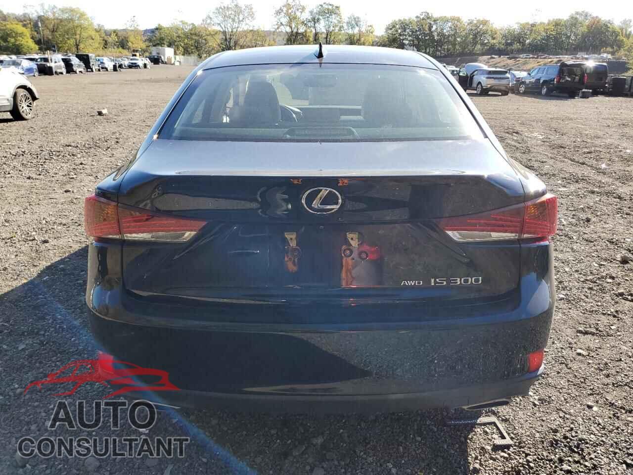 LEXUS IS 2019 - JTHC81D29K5035129