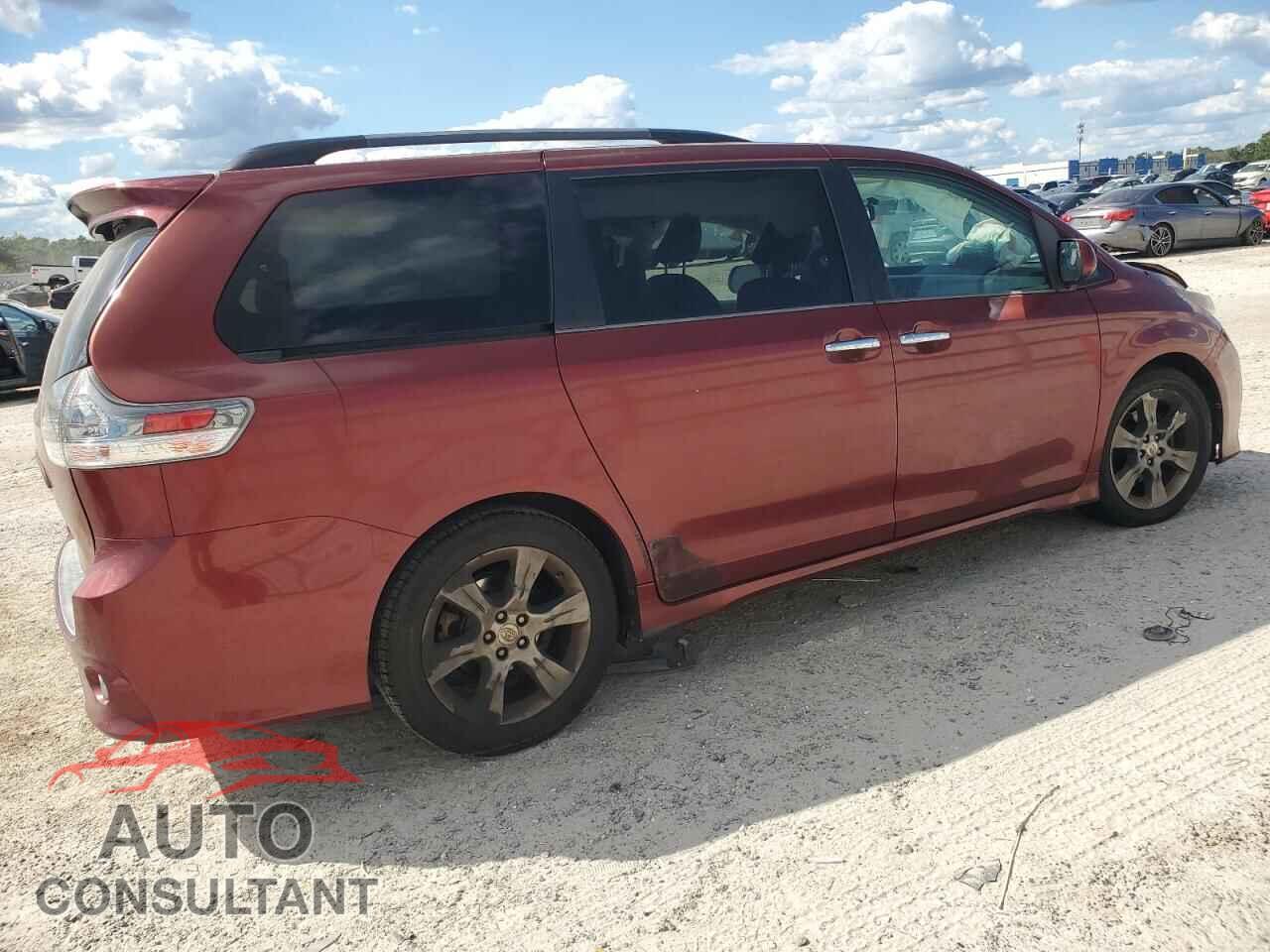 TOYOTA SIENNA 2013 - 5TDXK3DC8DS386443