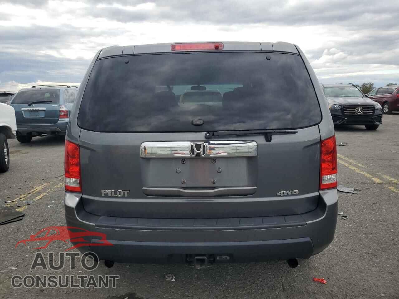 HONDA PILOT 2010 - 5FNYF4H20AB014742