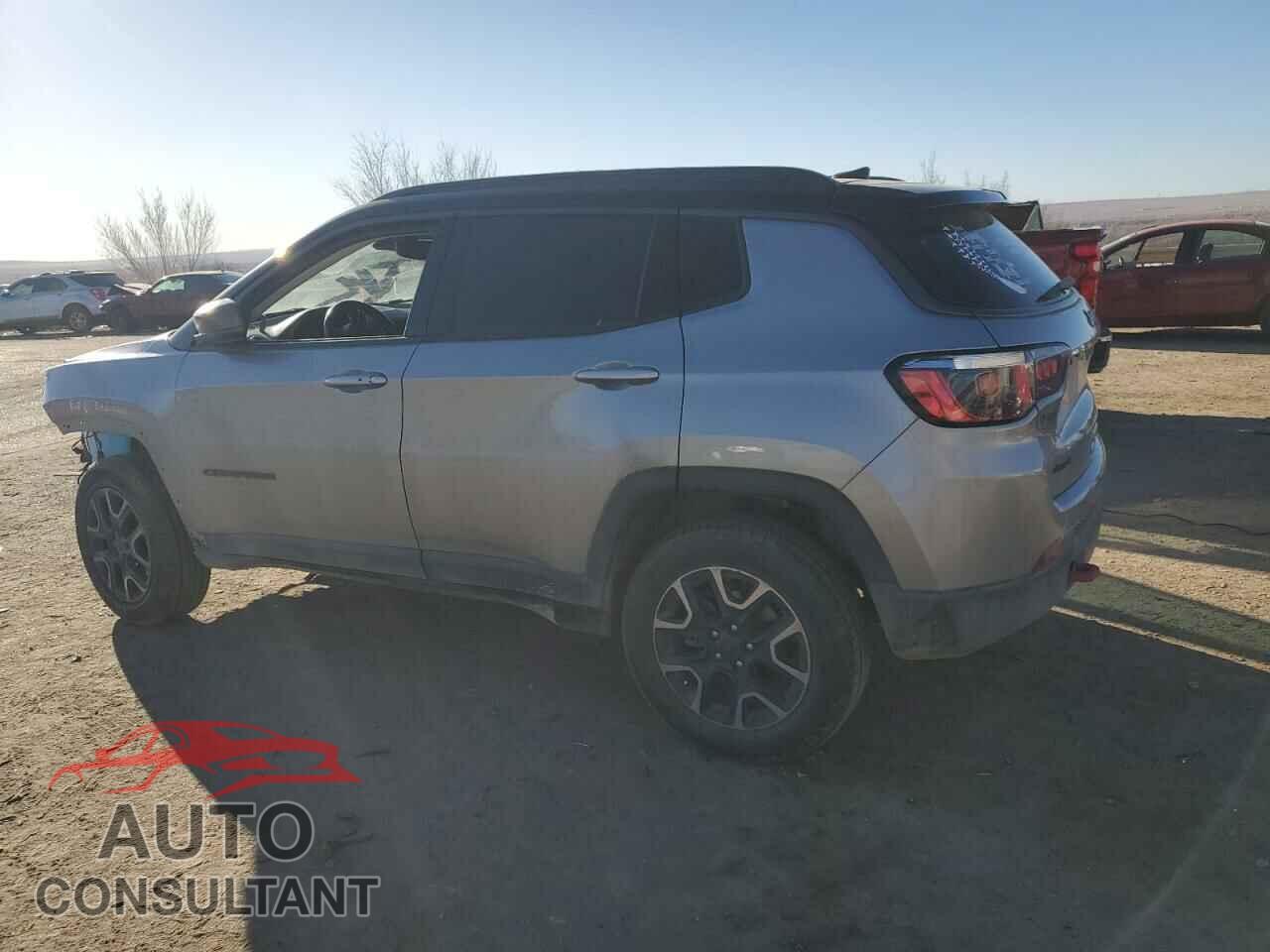 JEEP COMPASS 2019 - 3C4NJDDB8KT748104