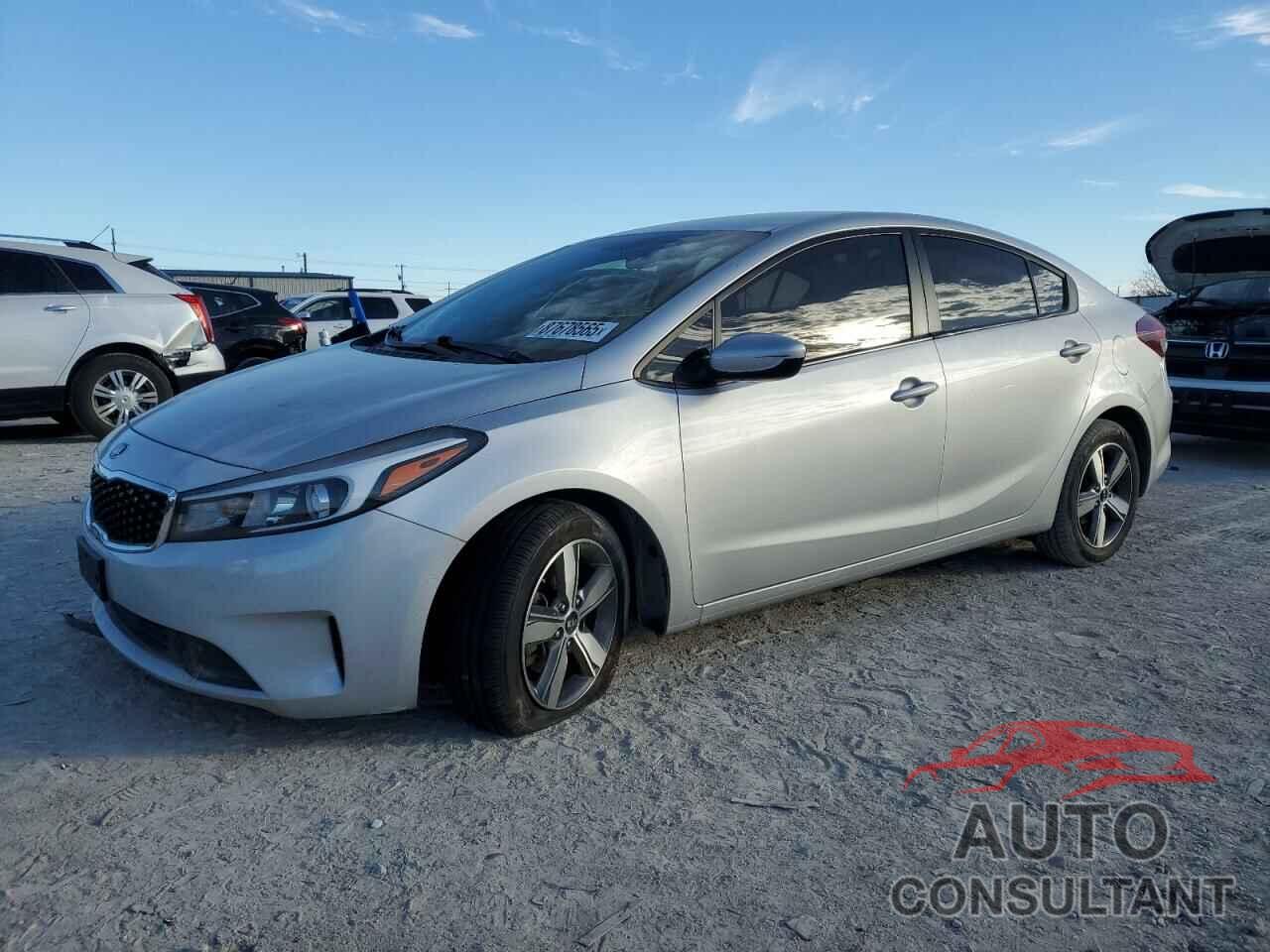 KIA FORTE 2018 - 3KPFL4A76JE274817