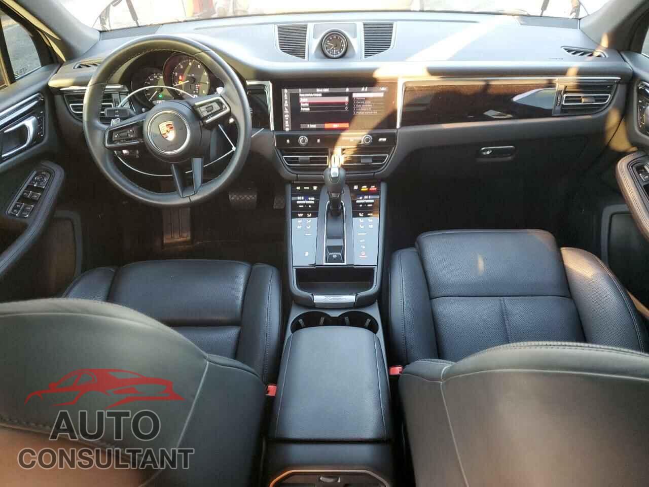 PORSCHE MACAN 2022 - WP1AA2A55NLB03930