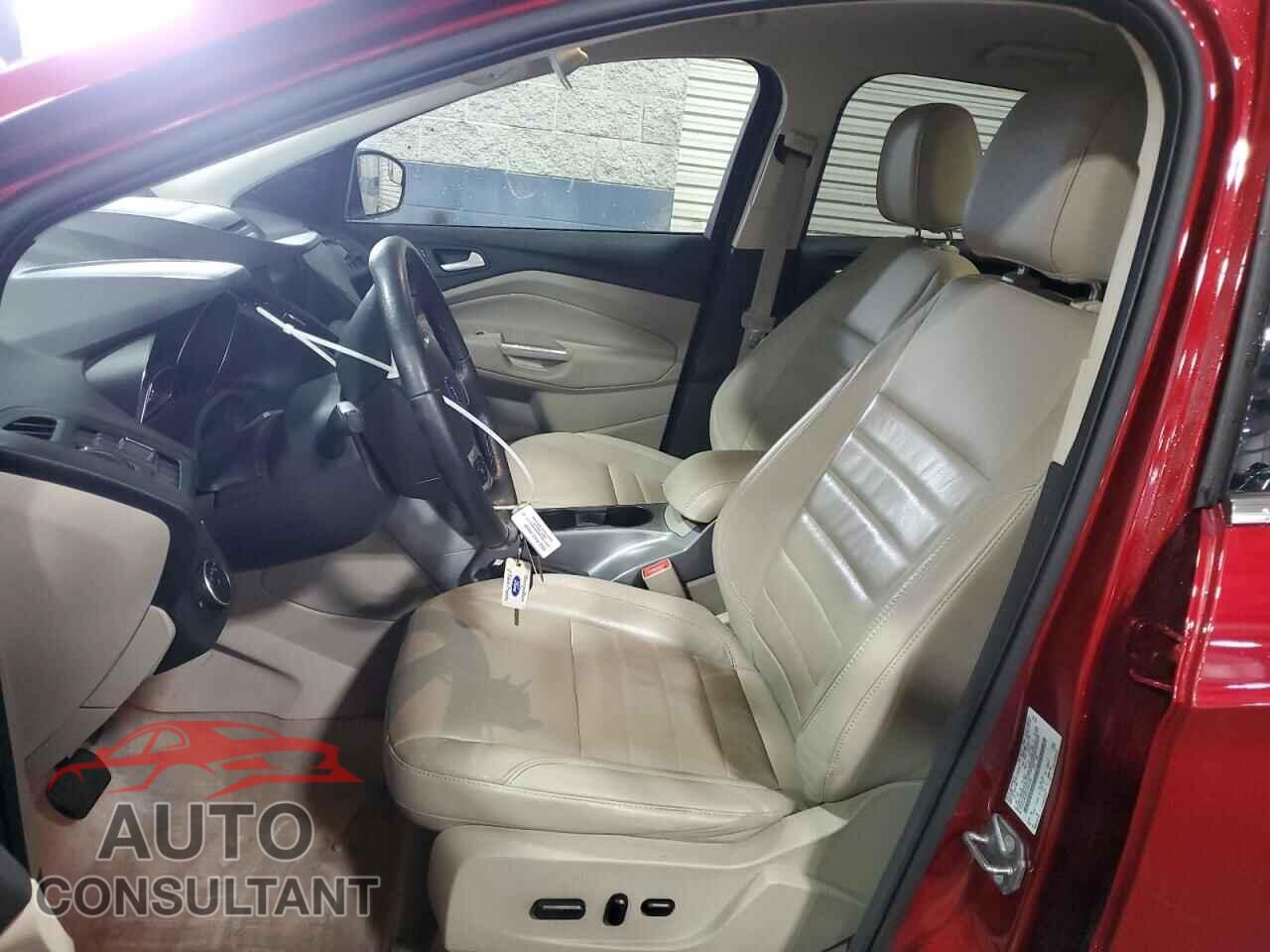 FORD ESCAPE 2015 - 1FMCU9G98FUB81226
