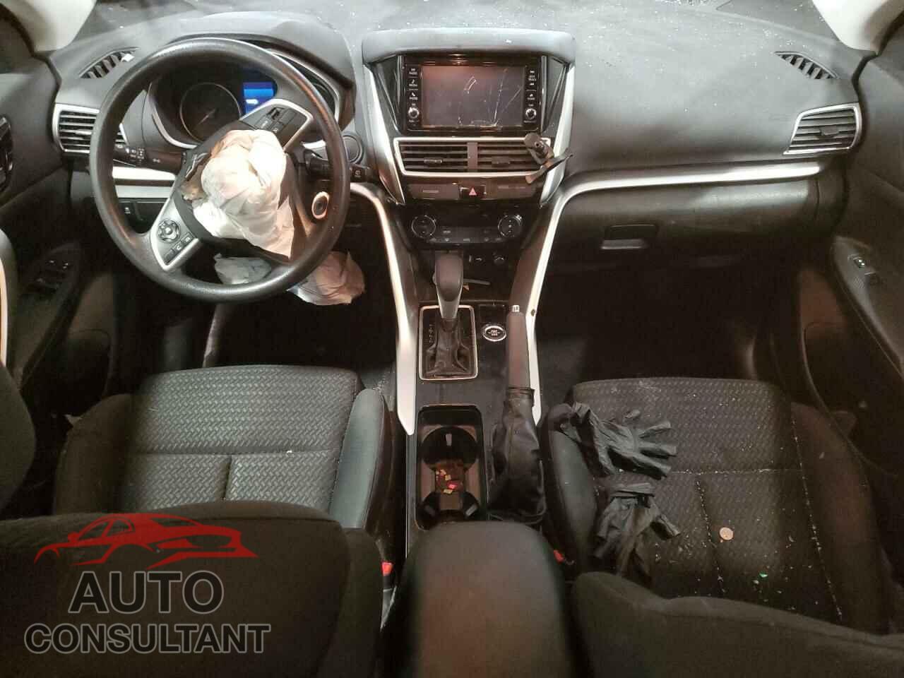 MITSUBISHI ECLIPSE 2019 - JA4AT3AA5KZ014652