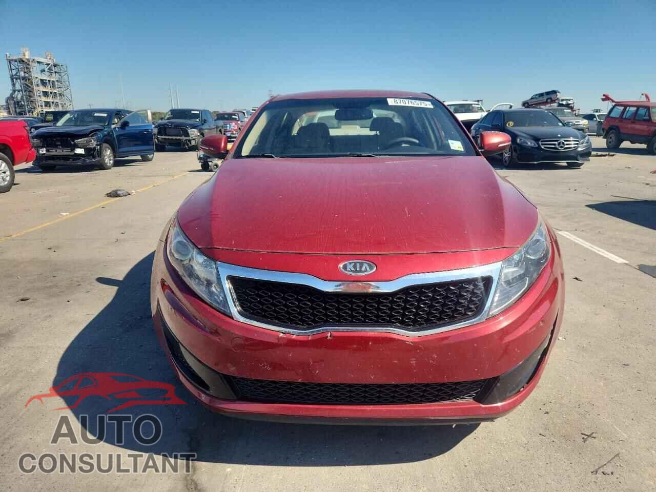 KIA OPTIMA 2011 - KNAGM4A72B5152998