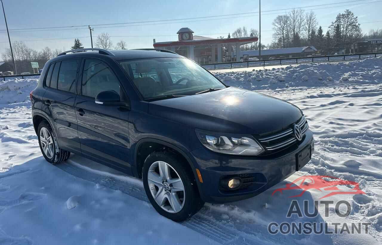 VOLKSWAGEN TIGUAN 2015 - WVGJV7AX4FW539121