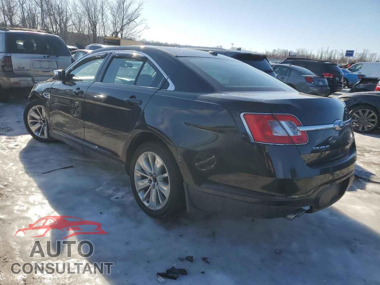 FORD TAURUS 2011 - 1FAHP2FW5BG142852