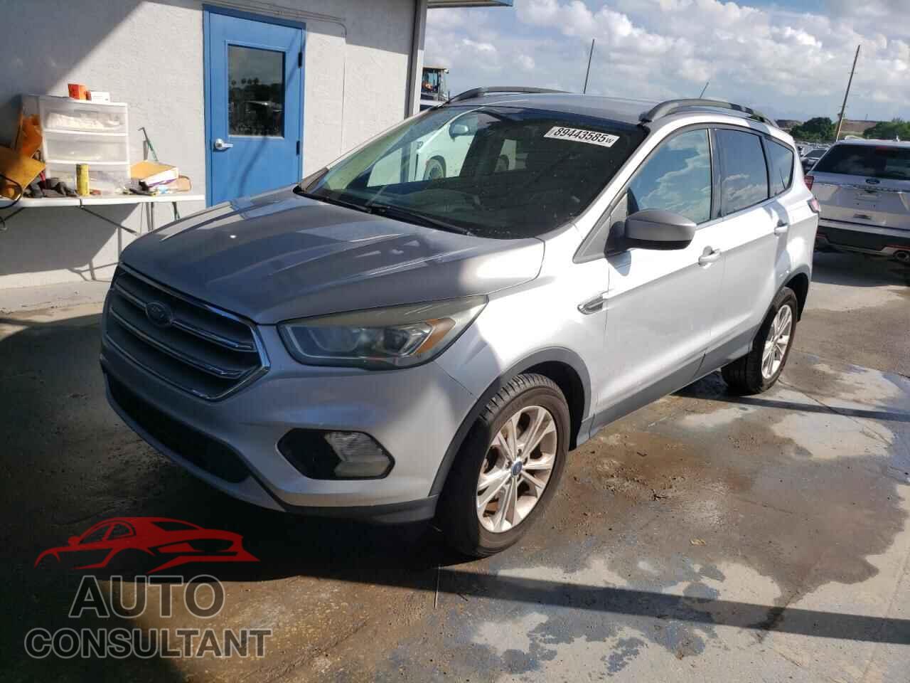 FORD ESCAPE 2017 - 1FMCU0GD2HUC73385