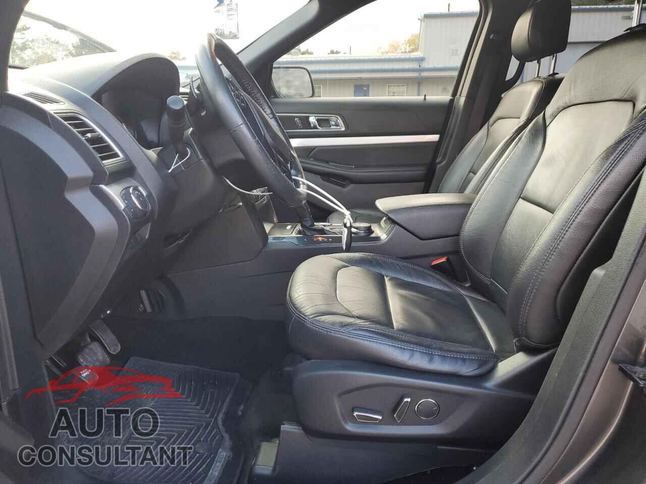 FORD EXPLORER 2017 - 1FM5K8D88HGE26290