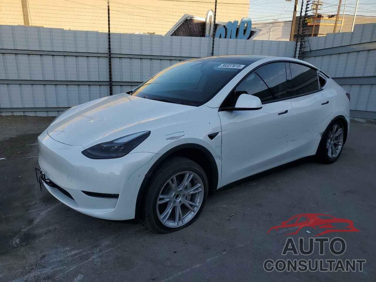 TESLA MODEL Y 2024 - 7SAYGDED6RF038271
