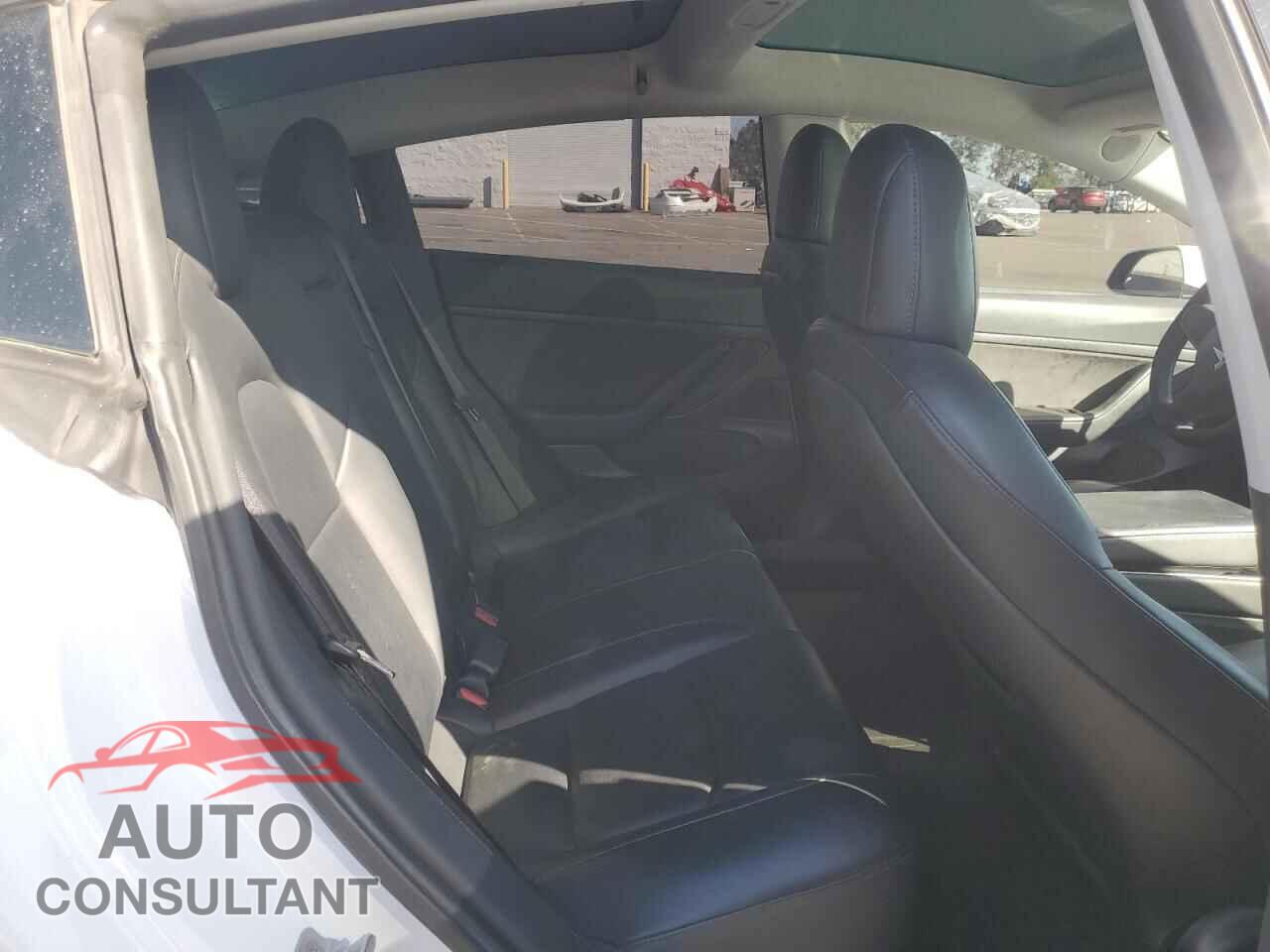 TESLA MODEL 3 2020 - 5YJ3E1EA3LF631353