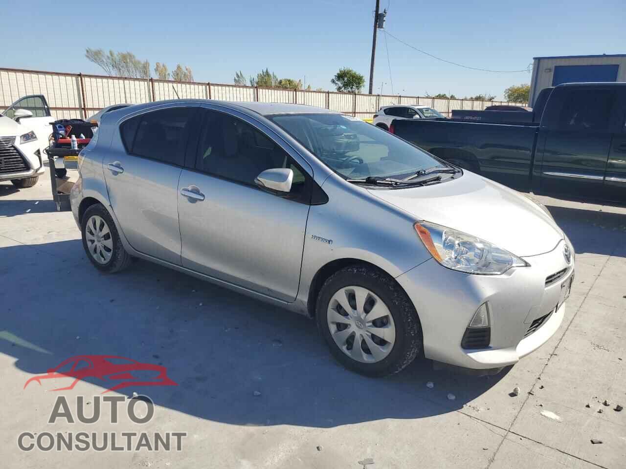 TOYOTA PRIUS 2014 - JTDKDTB39E1083886