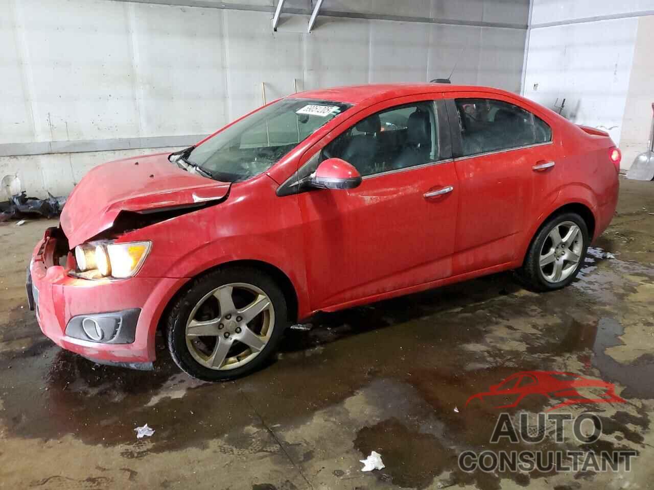 CHEVROLET SONIC 2015 - 1G1JE5SB6F4111471