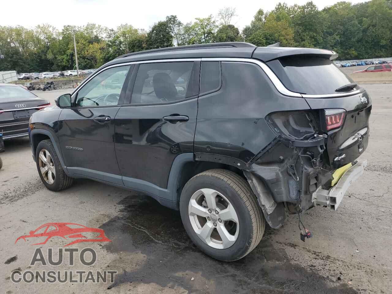 JEEP COMPASS 2018 - 3C4NJDBB0JT131555