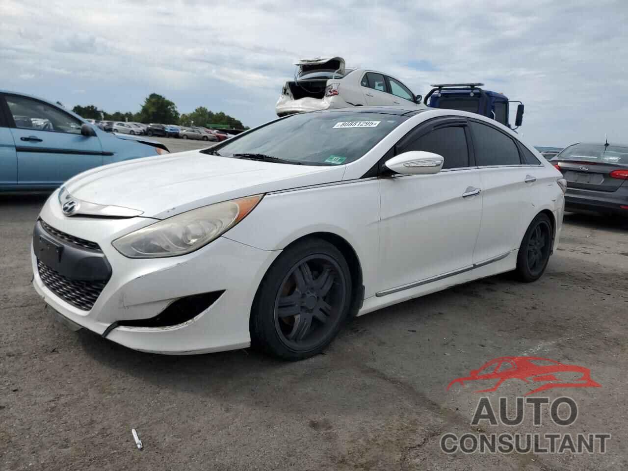 HYUNDAI SONATA 2012 - KMHEC4A42CA023828