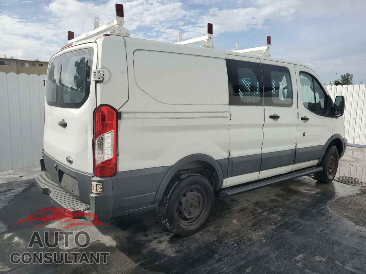 FORD TRANSIT 2016 - 1FTYR1ZM8GKB20549