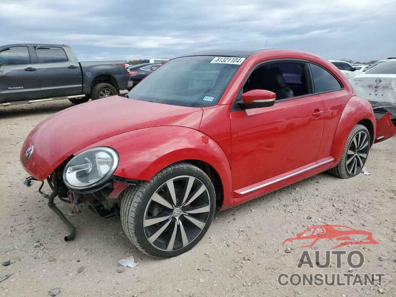 VOLKSWAGEN BEETLE 2012 - 3VWJX7AT6CM608640