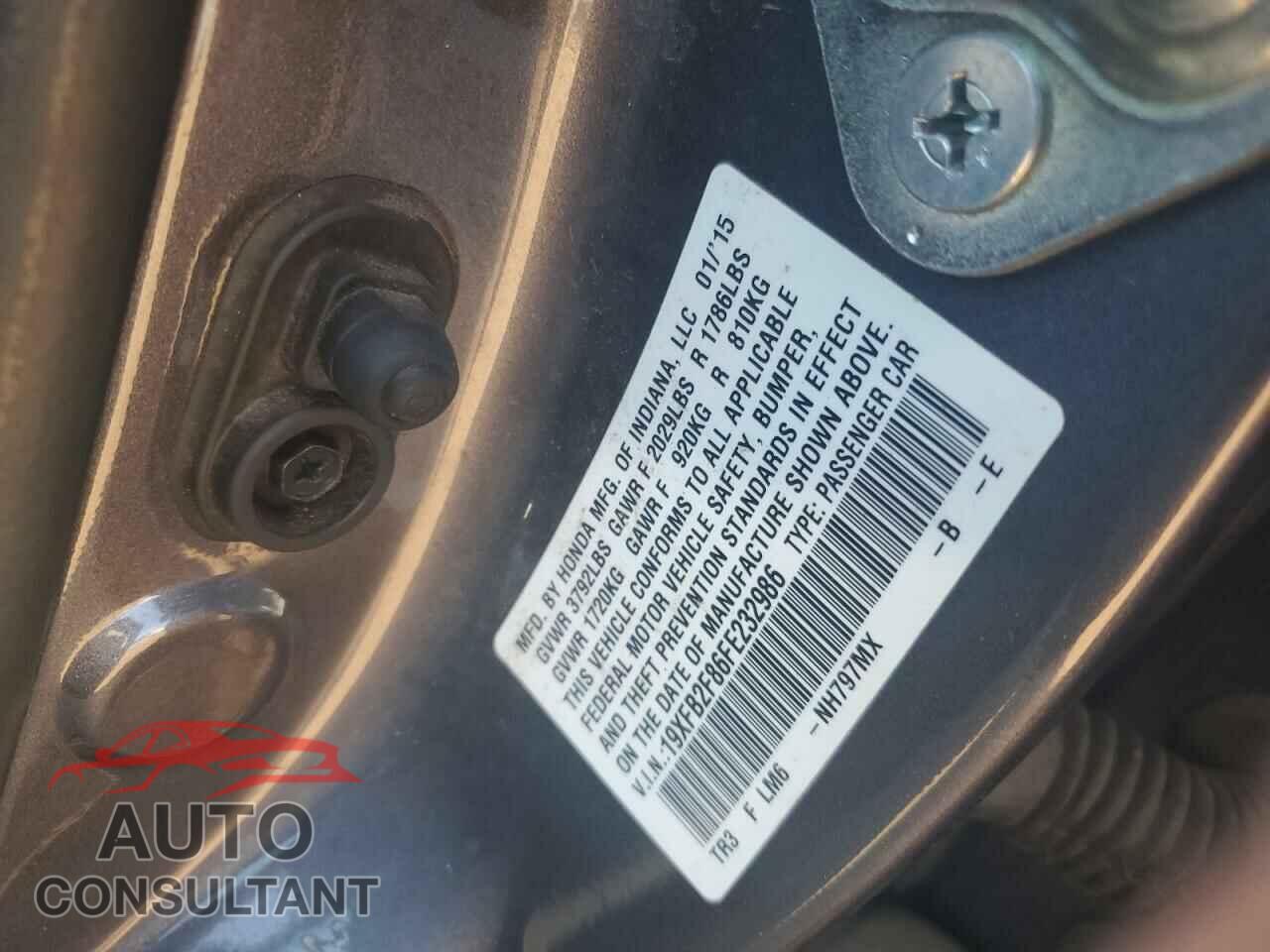 HONDA CIVIC 2015 - 19XFB2F86FE232986