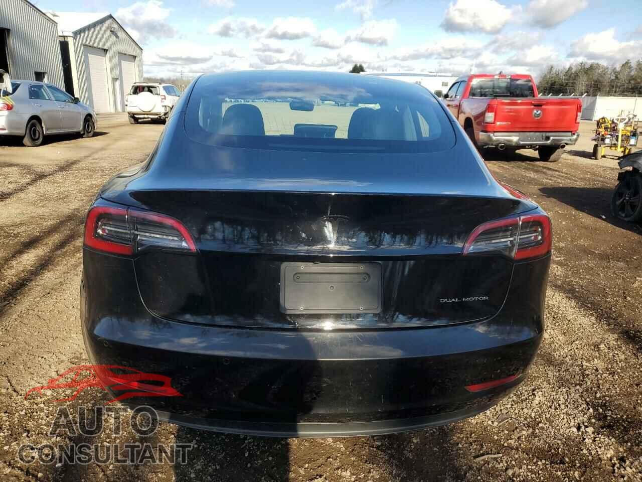 TESLA MODEL 3 2018 - 5YJ3E1EB5JF126811