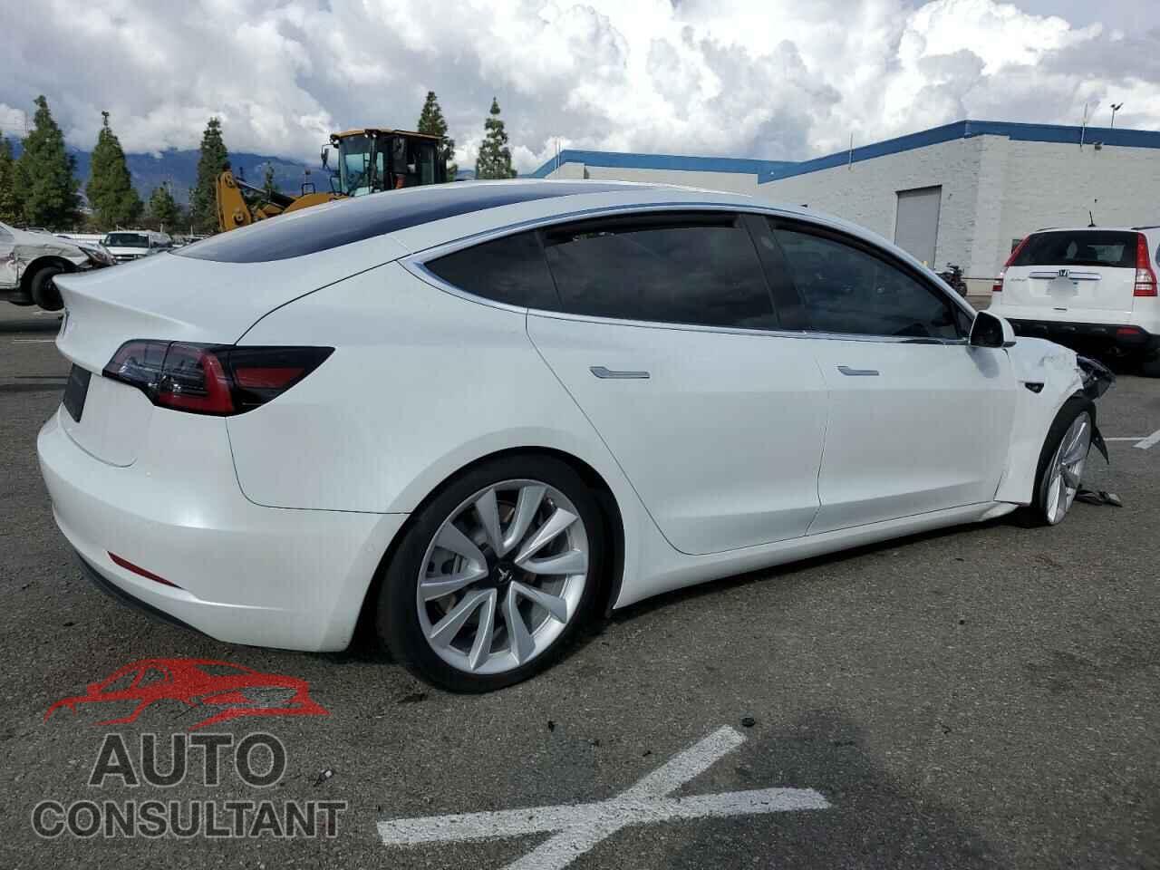 TESLA MODEL 3 2020 - 5YJ3E1EA8LF717757