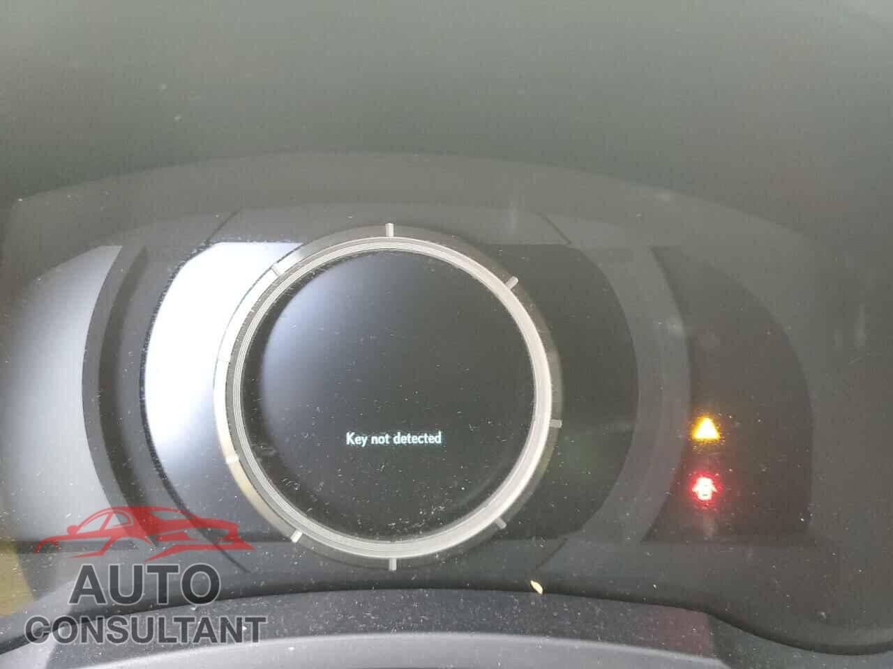 LEXUS IS 2015 - JTHBE1D24F5018605