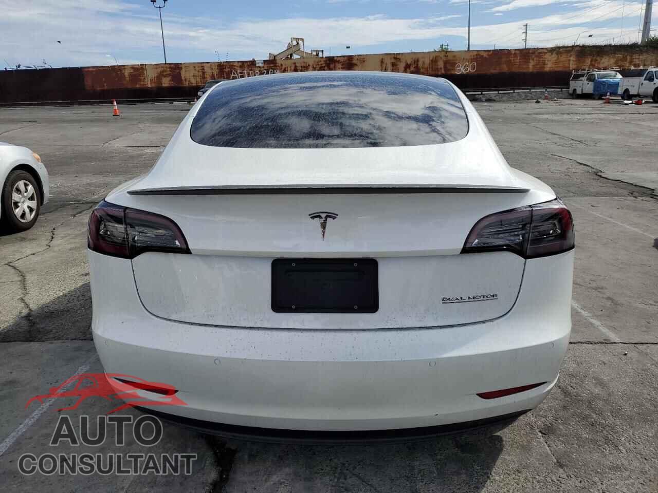 TESLA MODEL 3 2021 - 5YJ3E1EC8MF071557
