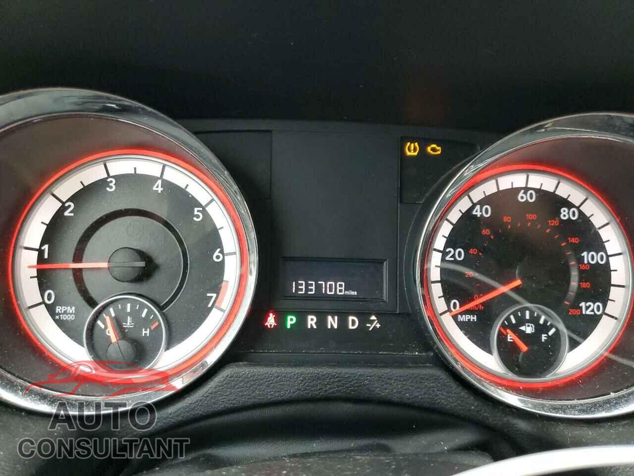 DODGE CARAVAN 2011 - 2D4RN4DG2BR796124