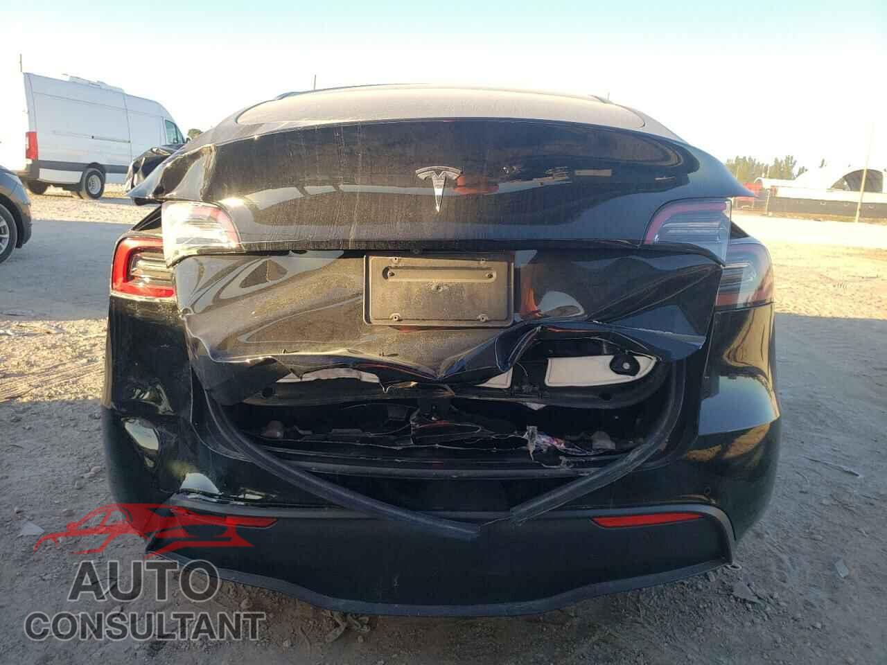 TESLA MODEL Y 2022 - 7SAYGDEEXNF384049