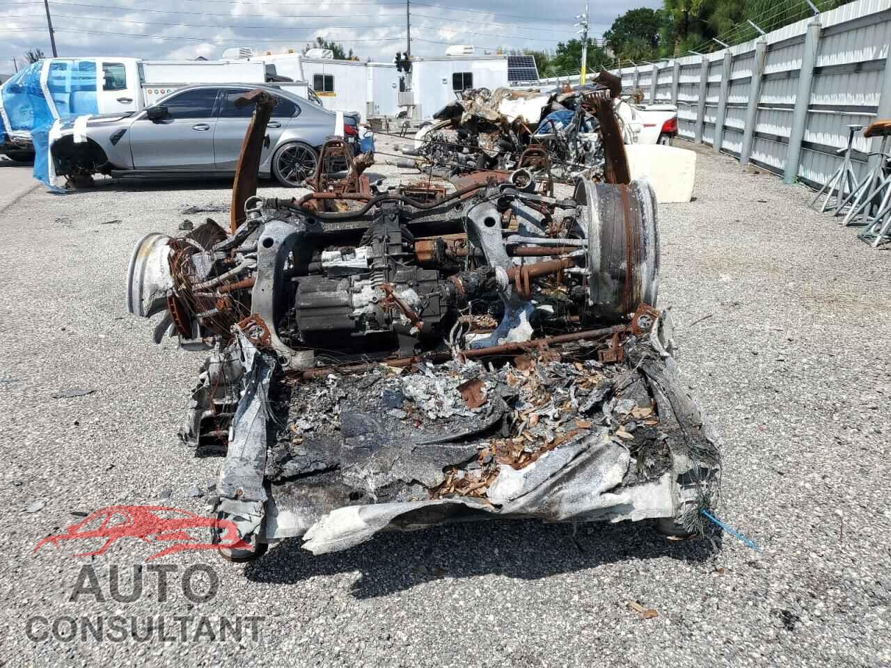 TESLA MODEL S 2018 - 5YJSA1E24JF257736