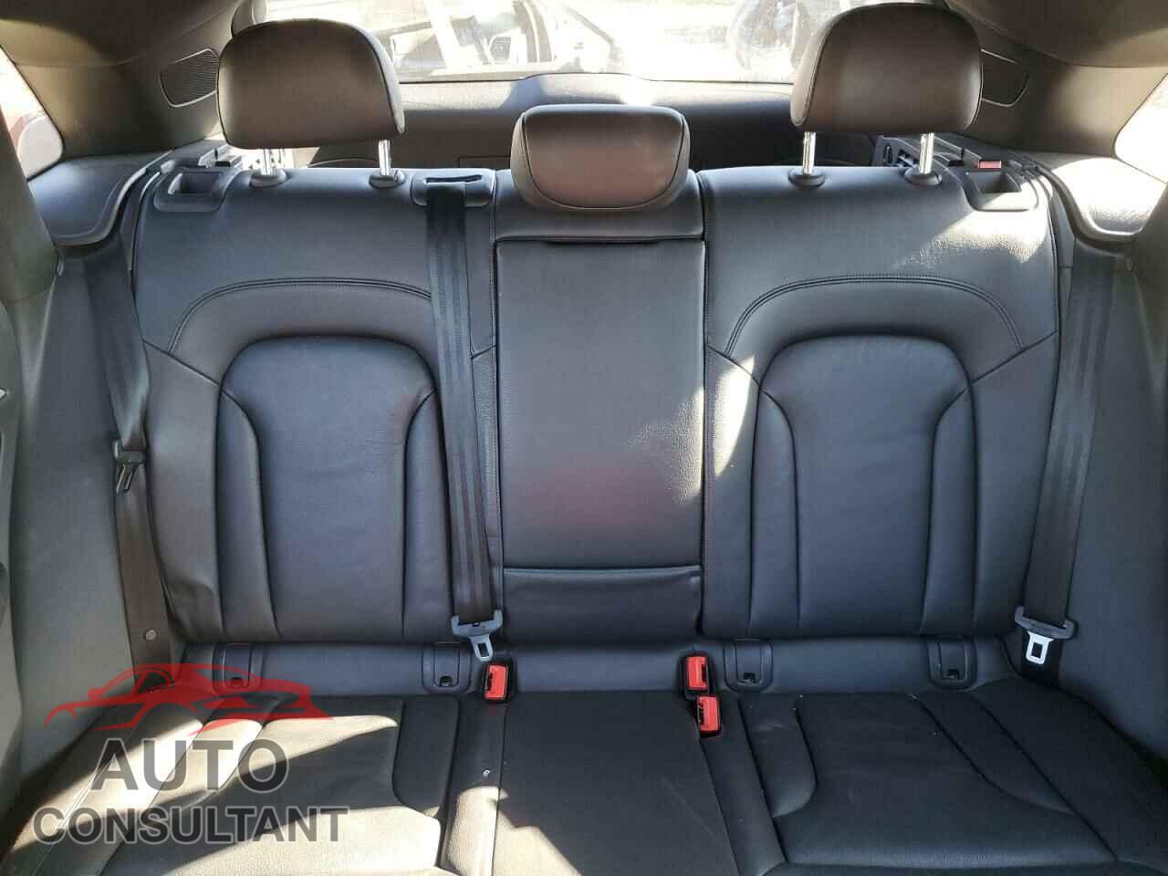 AUDI Q3 2017 - WA1BCCFS4HR016830
