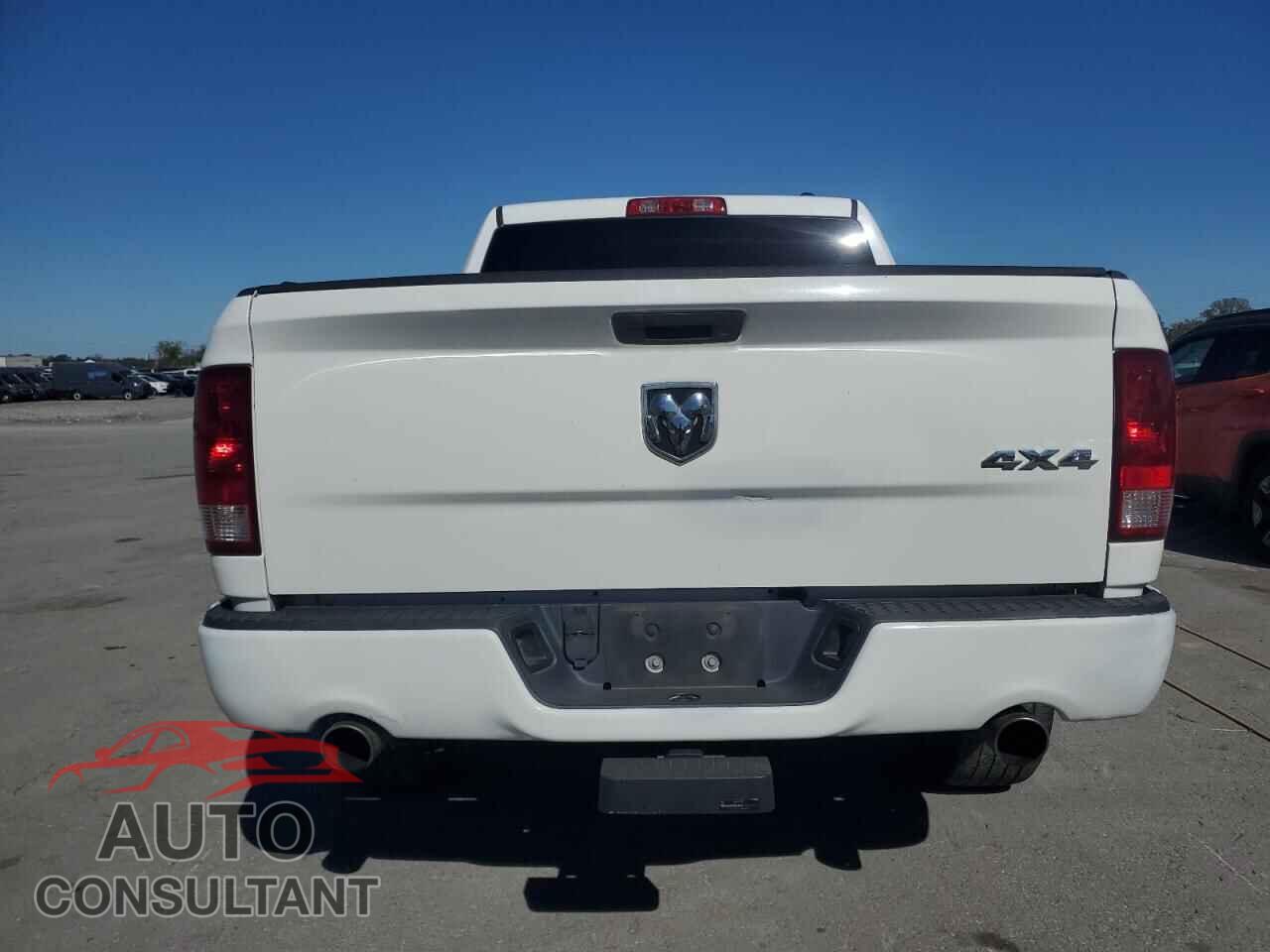 DODGE RAM 1500 2012 - 1C6RD7KT7CS317012