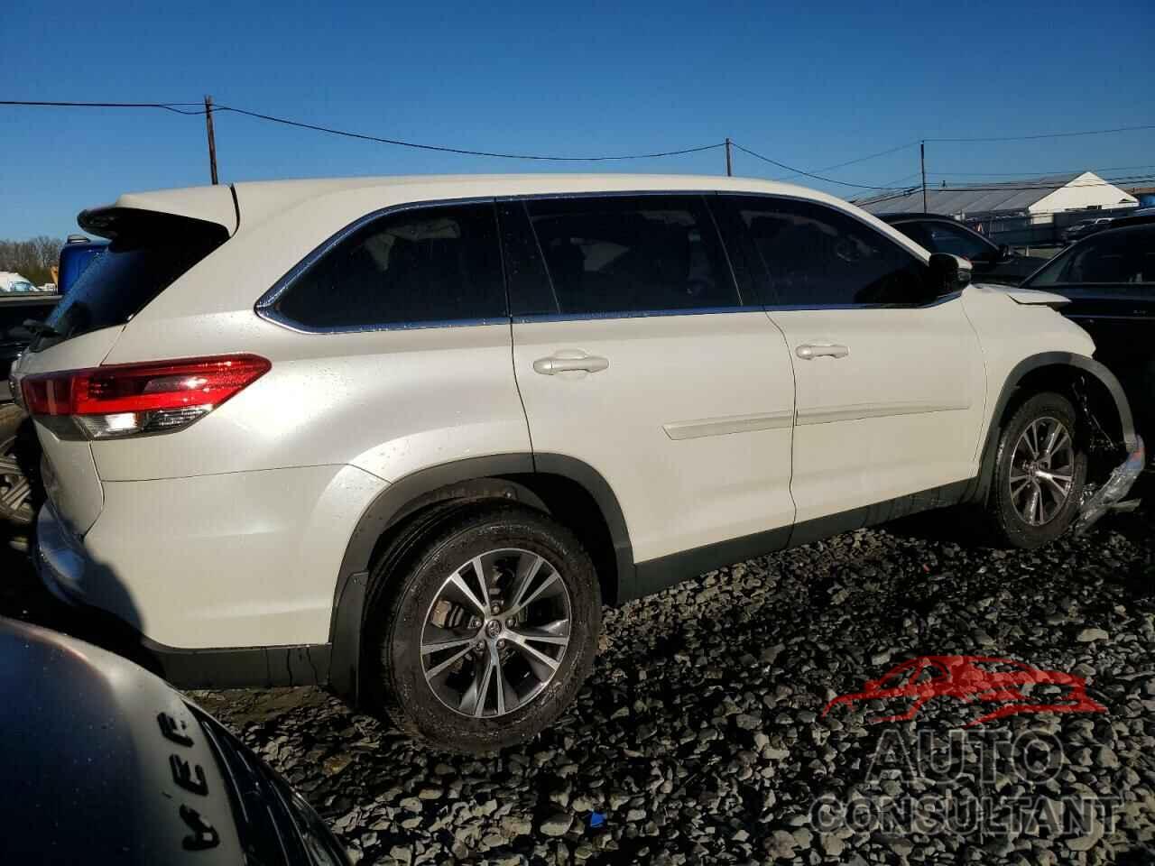 TOYOTA HIGHLANDER 2019 - 5TDBZRFH1KS979804