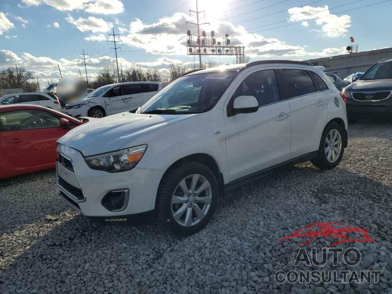 MITSUBISHI OUTLANDER 2013 - 4A4AR4AU7DE009685