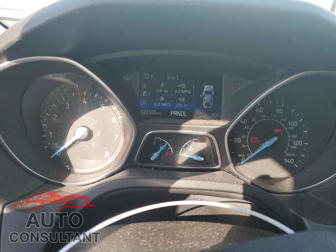 FORD FOCUS 2017 - 1FADP3K25HL249391