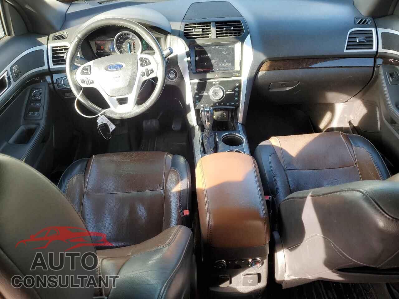 FORD EXPLORER 2011 - 1FMHK8F81BGA79841