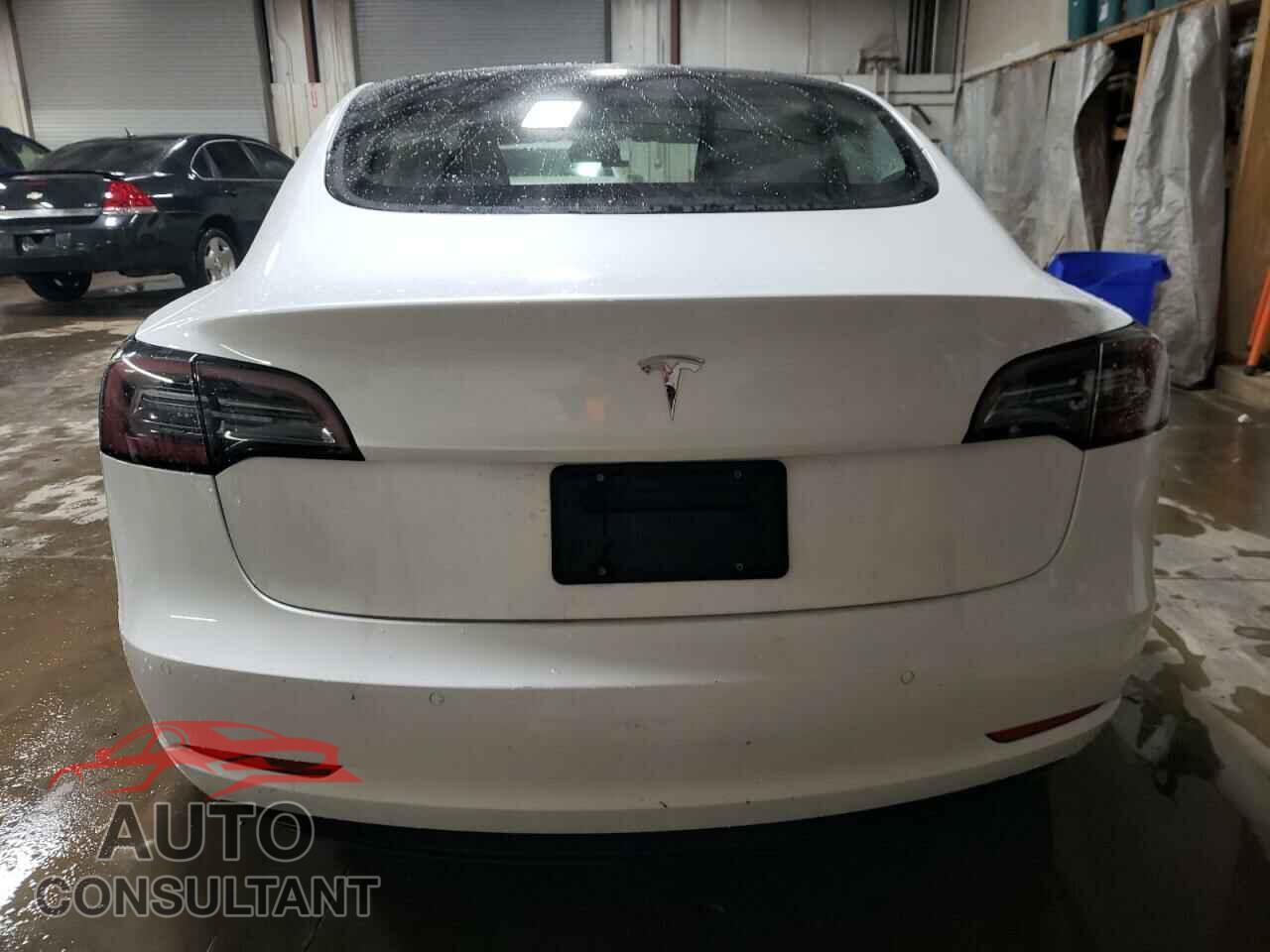 TESLA MODEL 3 2022 - 5YJ3E1EA8NF370398