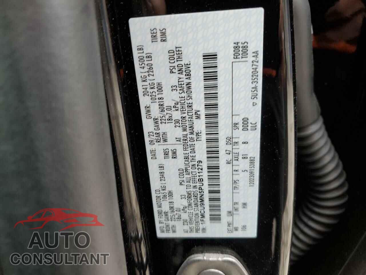 FORD ESCAPE ST 2023 - 1FMCU9MN5PUB11279