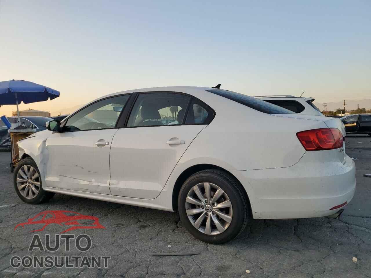 VOLKSWAGEN JETTA 2012 - 3VWDP7AJ4CM362456