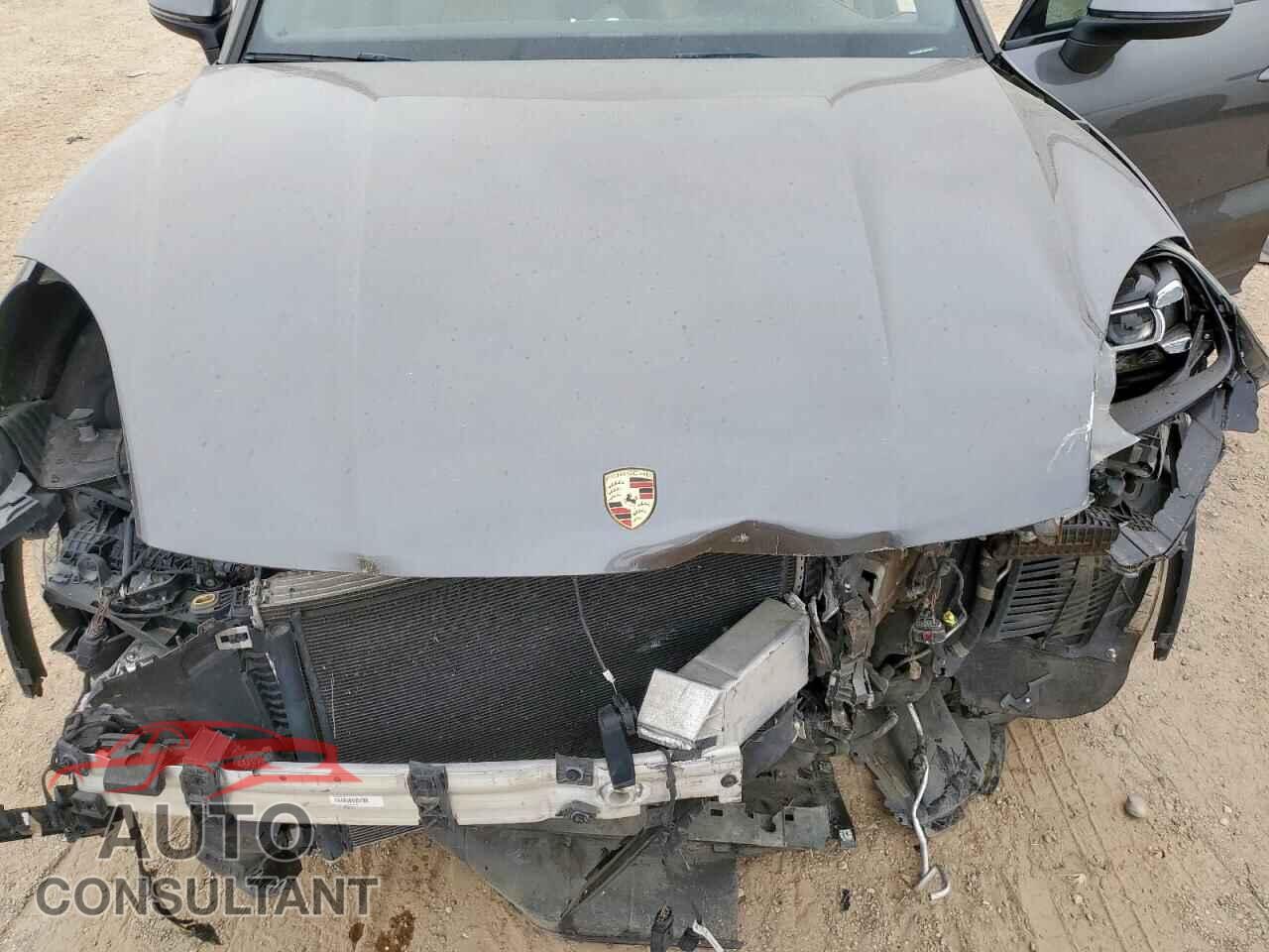 PORSCHE CAYENNE 2020 - WP1AA2AY4LDA04484