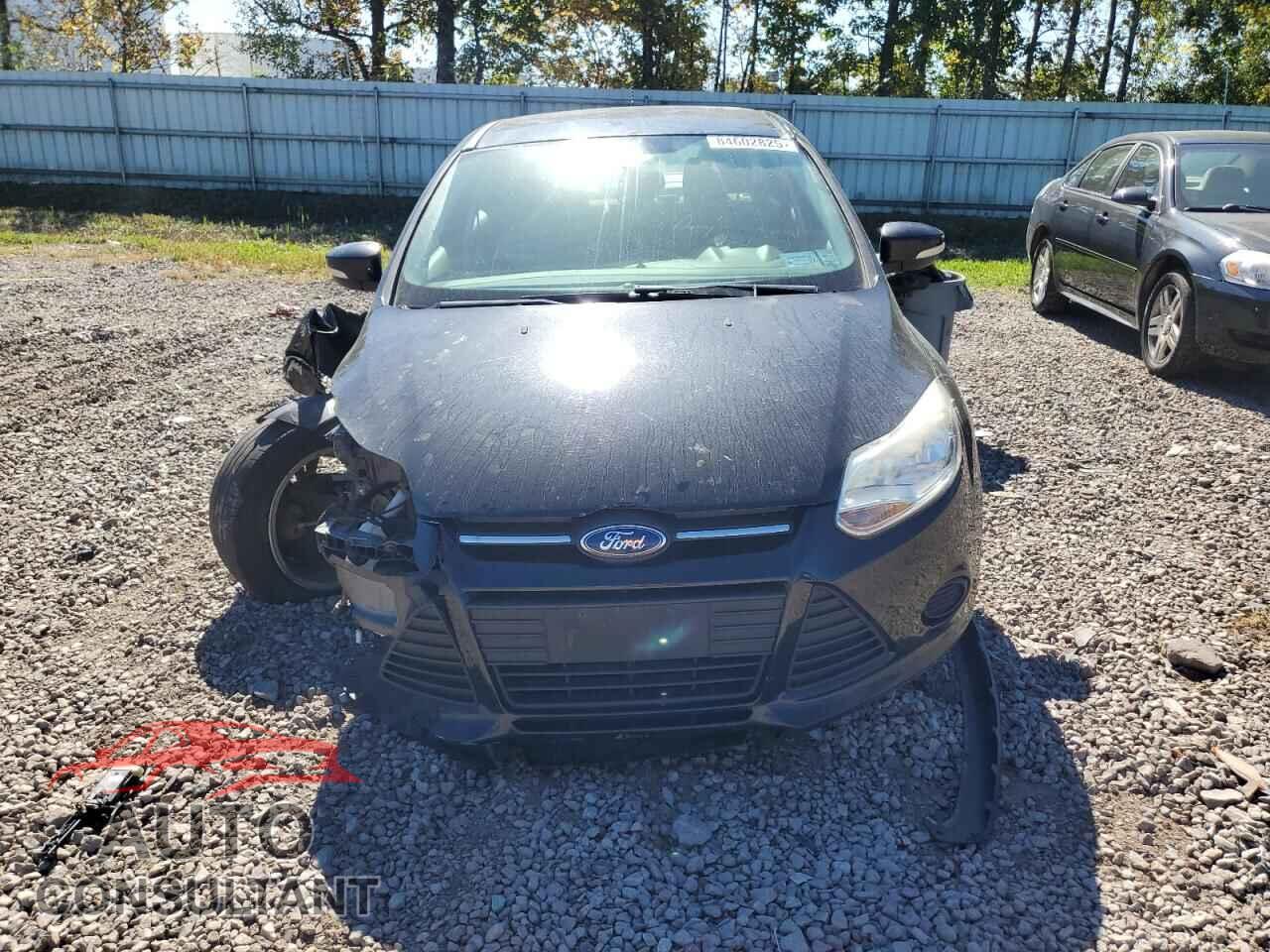 FORD FOCUS 2014 - 1FADP3F22EL415839