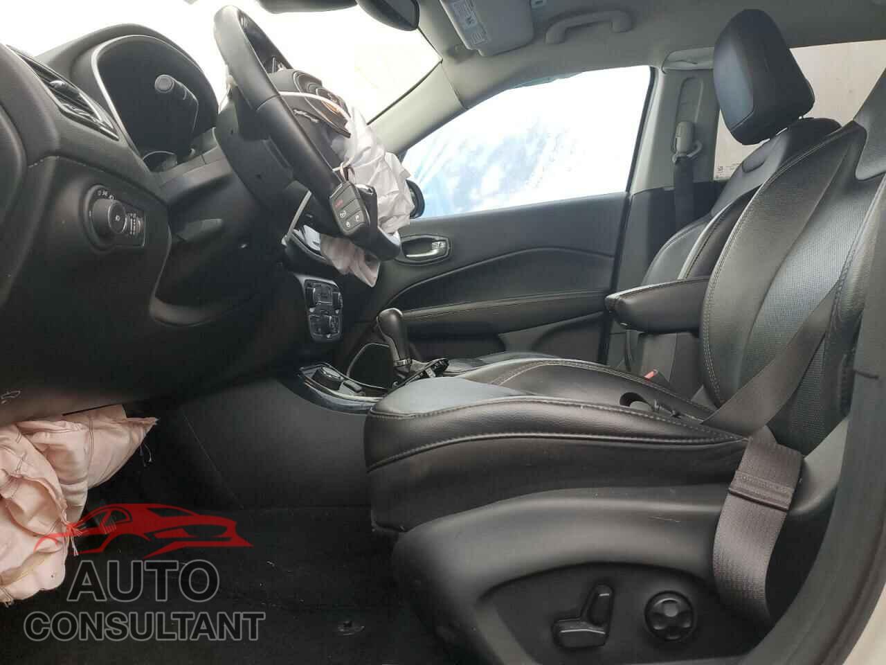 JEEP COMPASS 2018 - 3C4NJDCB5JT485876
