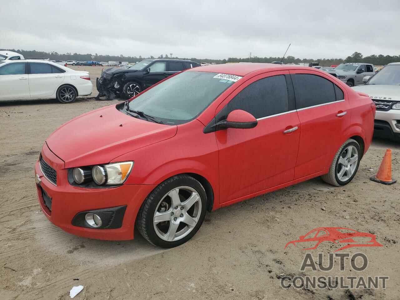 CHEVROLET SONIC 2015 - 1G1JE5SB4F4117785