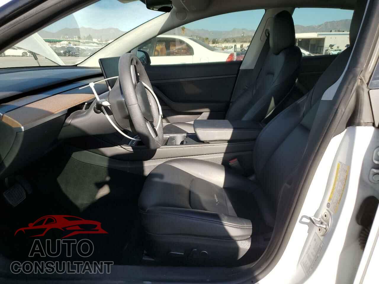 TESLA MODEL 3 2021 - 5YJ3E1EA1MF878520